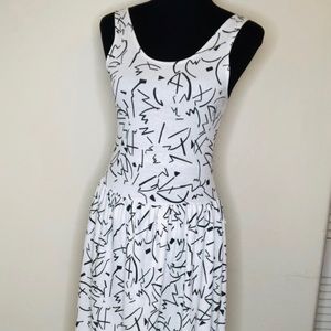 JONATHAN CASS🖤Summer Knit Tank🖤B&W Print Dress